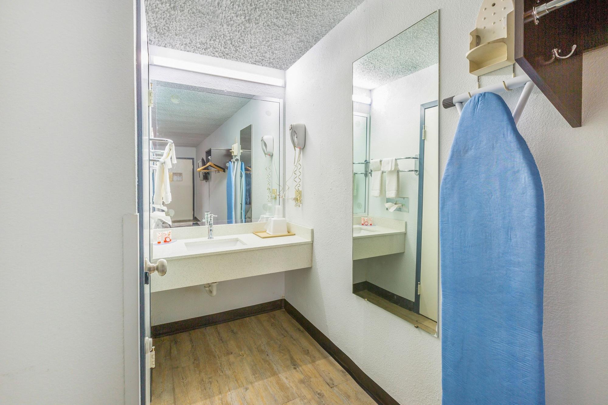 Oyo Hotel Baton Rouge Mid City Dış mekan fotoğraf