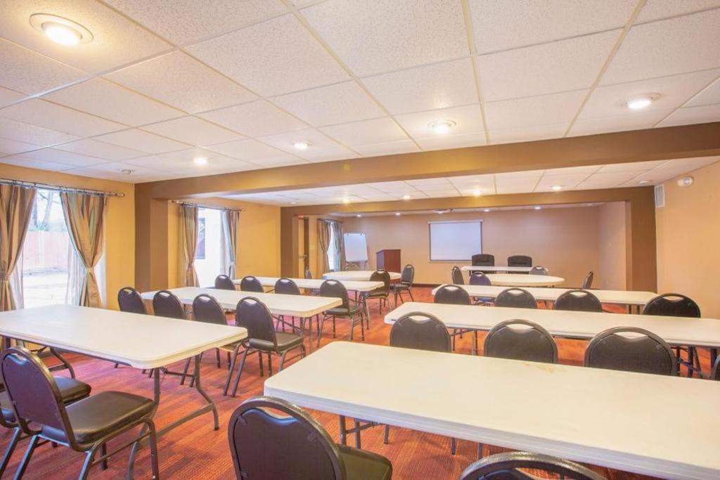 Oyo Hotel Baton Rouge Mid City Dış mekan fotoğraf